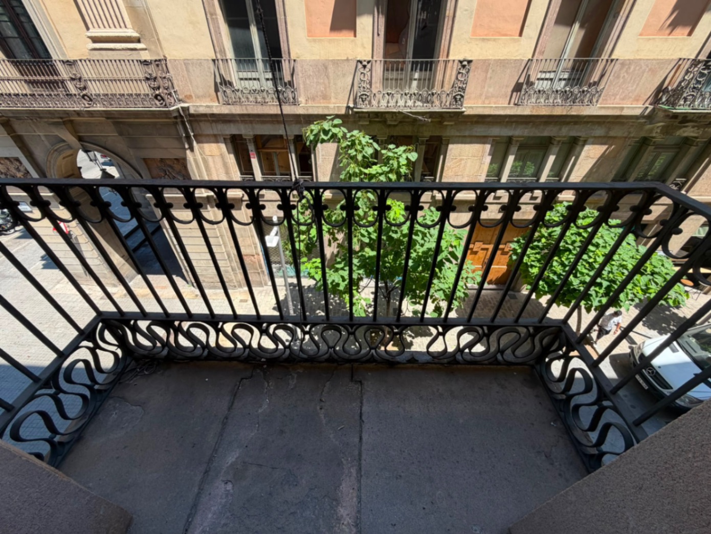 Apartamento de lujo icónico en la histórica Finca Regia en el Passeig d’Isabel II - a 3 minutos del mar